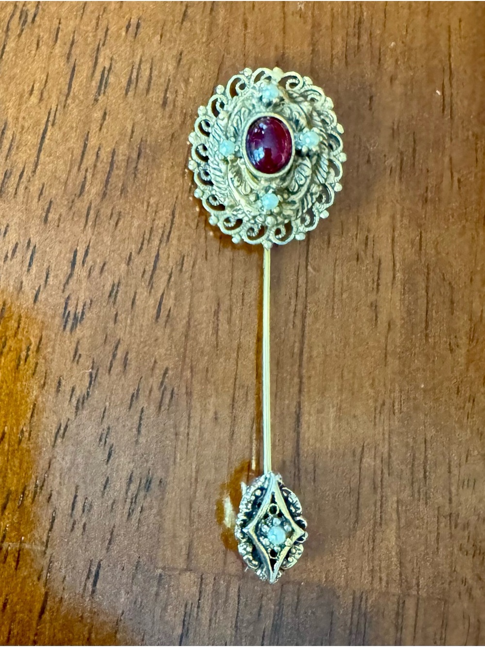 Vintage Victorian Stickpin with red stone pearls filigree details